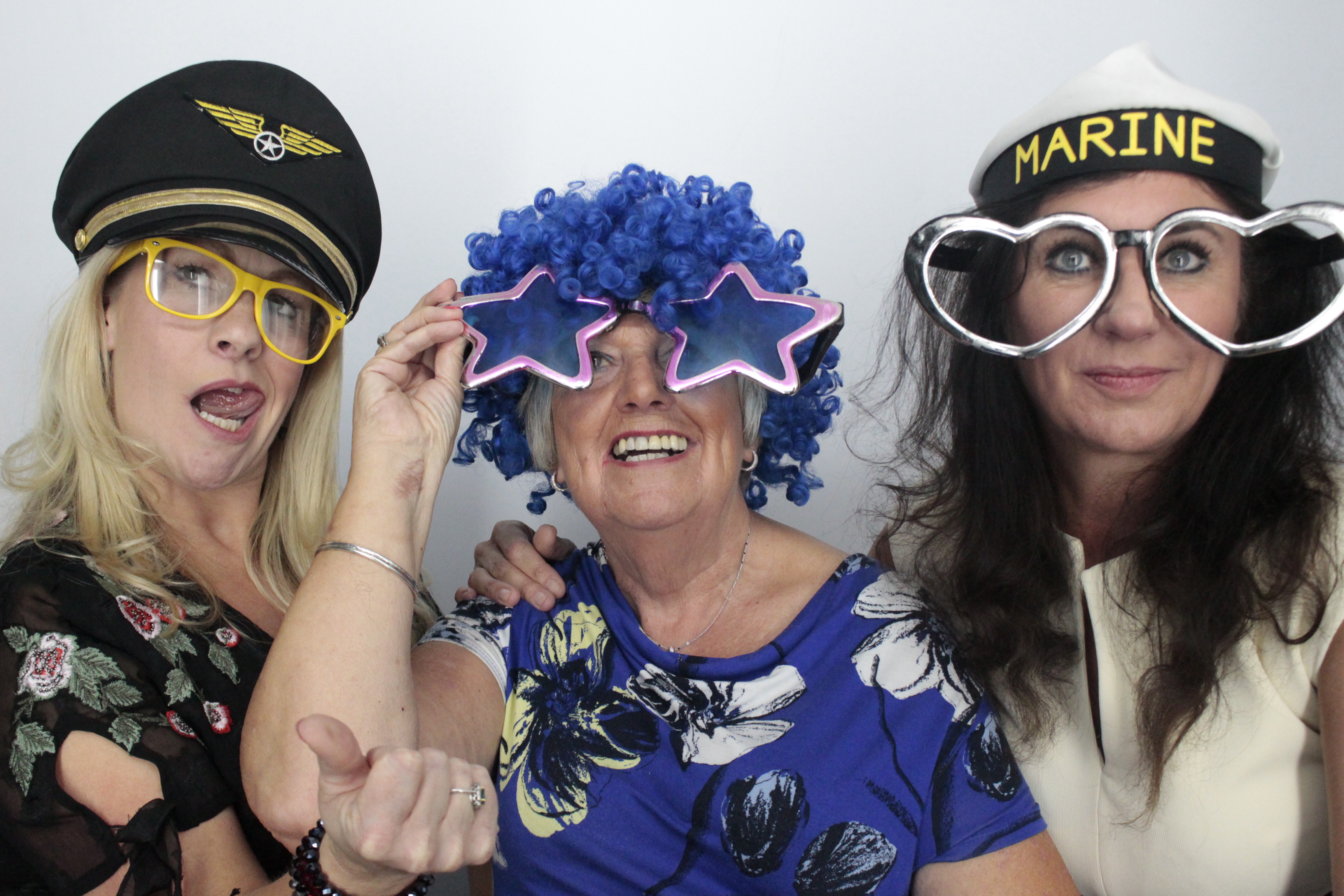 Helen & Rob | View more photos from the event at gallery.myphotoboothexperience.co.uk/u/MyPhotoBoothExperienceLtd/Helen-Rob